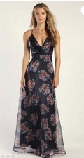 New With Tags Lulu  s Adoration Floral Navy Maxi Dress. Size XS Prom, Wedding Etc
