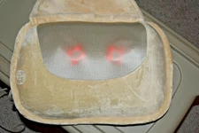 Ho Medics Shiatsu Massage Pillow with Heat Vibrator Back Neck Shoulder EUC