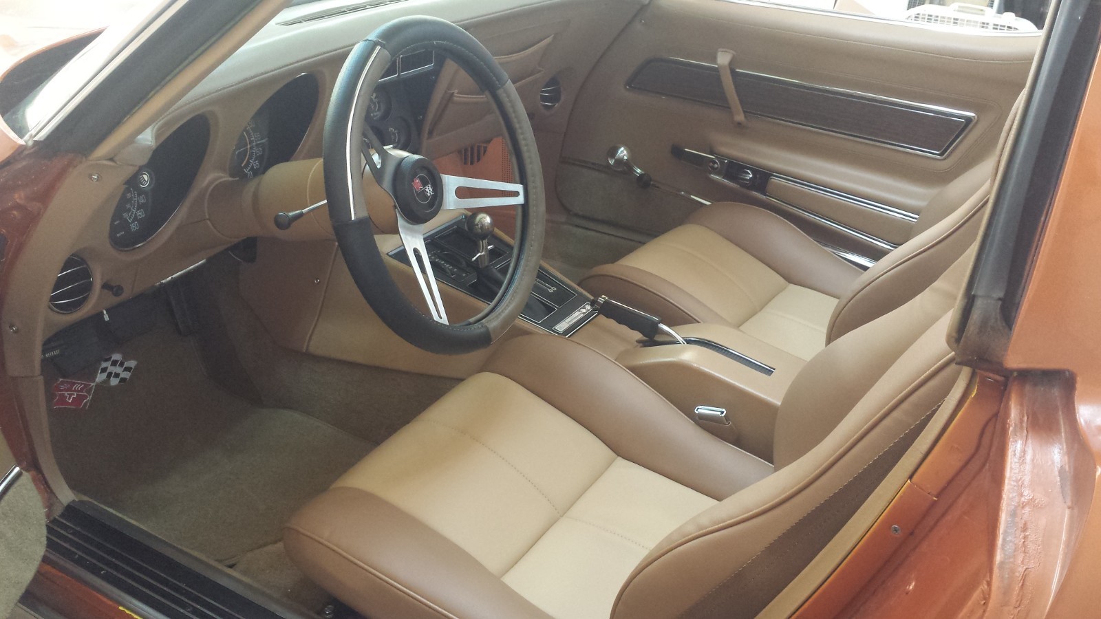 1975 Orange Chevrolet Corvette   | C3 Corvette Photo 9