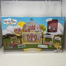Honey Bee Acres Harvest Festival 62pc Barn Playset  2 Figures