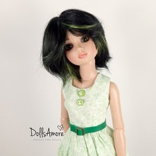 DOLL WIG SIZE 6/7" BLACK W/GREEN  DOLL BELT