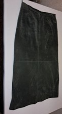 Vintage Women  s A.M.I. Suede Skirt OLIVE GREEN Midi Lined w Slit   Ladies Sz 12