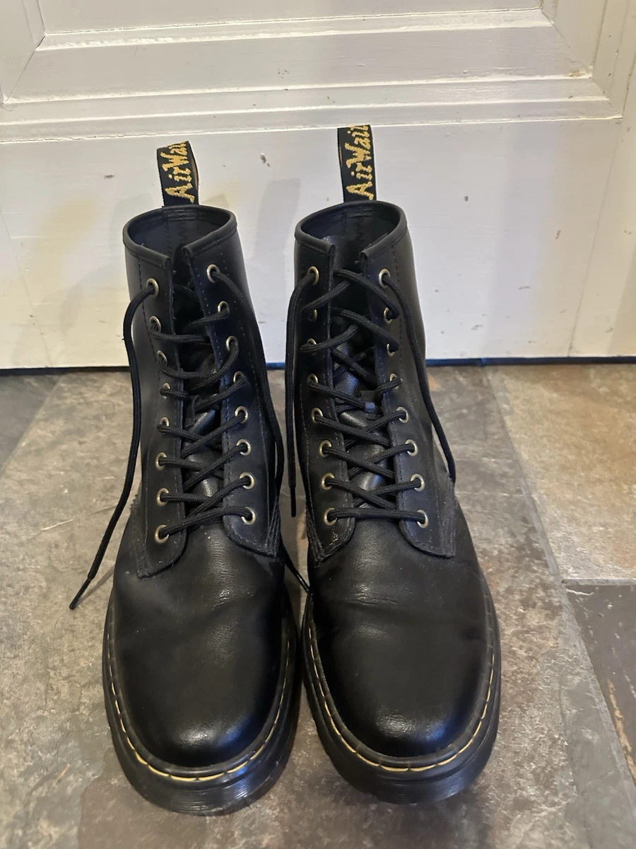 Dr. Martens Boots Size 9 Doc Martens AW004 Black Leather Lace Up Y2K AW0044 8A88 Dr Martens Aw004 In Men main image 2