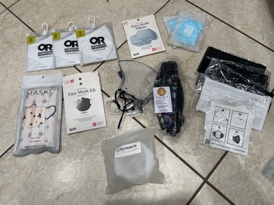 BLACK.WHITE, ETC. FACE MASK 5 LAYER BFE 95% DISPOSABLE AND RESUMABLE