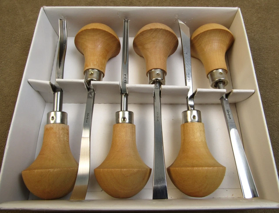 ¡BONITO! JUEGO DE GUBIA DE CINCEL DE PALMA TALLADO CORTADOR DE LINÓLEO Y BLOQUES FLECHA HECHA EN SUIZA Foto 2 de 4