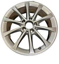 1x Alu Felge 10 Speichen 6,5J x17 ET 44 5x112 silbern Mercedes A B GLB GLA CLA 1x Alu Felge 10 Speichen 6,5J x17 ET 44 5x112 silbern Mercedes A B GLB GLA CLA