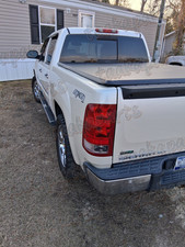 Soft Tri-fold Tonneau Cover 5.8ft For 2007-2013 Gmc Sierra Chevy Silverado 1500