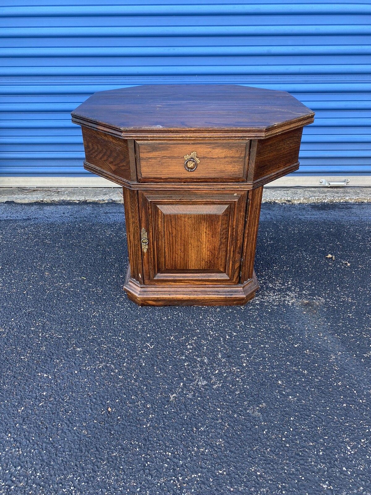 Ethan Allen Royal Charter for sale compared to CraigsList Only 4 left at 70