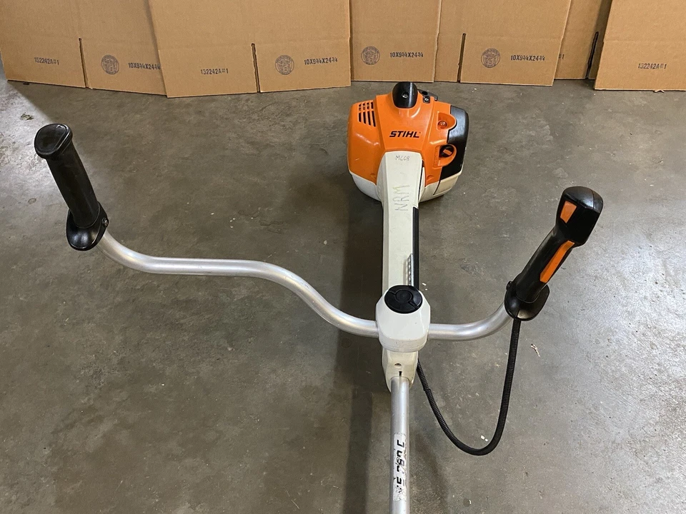 STIHL FS360C Industrial Grade Brush Cutter /Trimmer - Read Notes Starts Up - Image 3 of 4