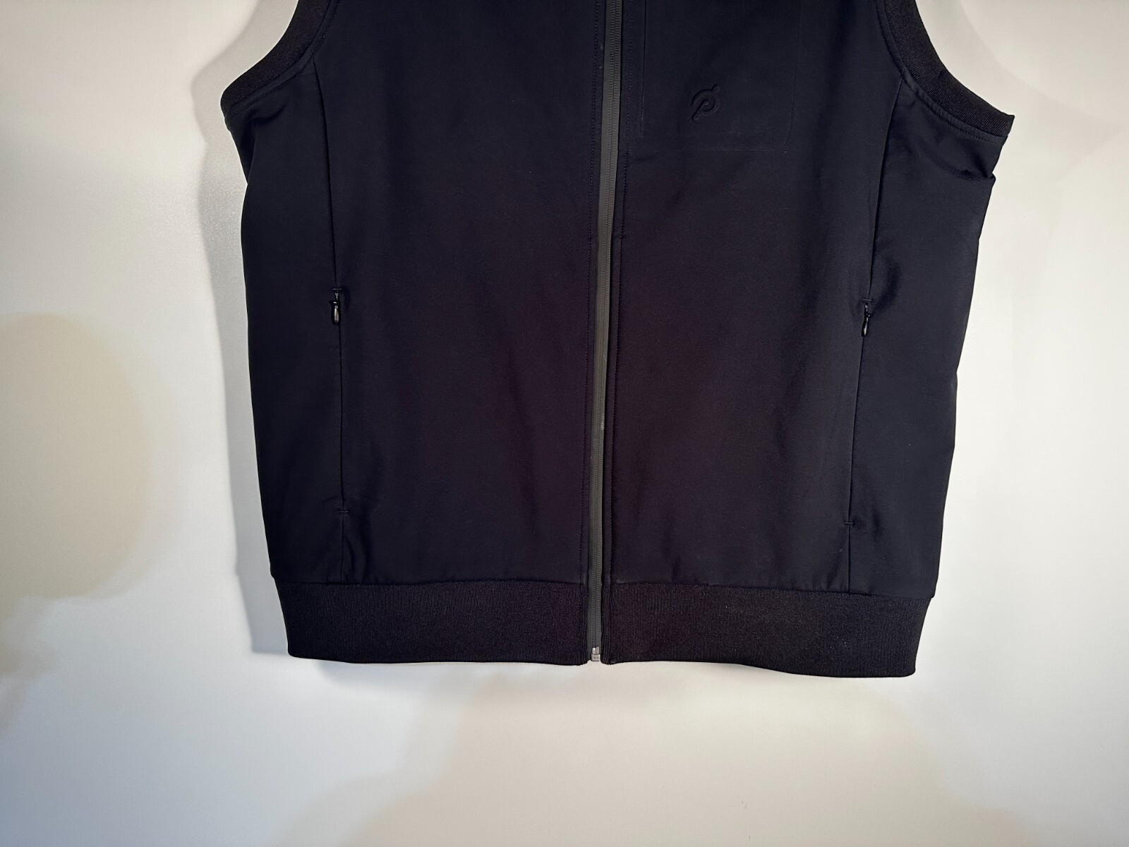 Peloton Softshell Polyester Black Full Zip Vest M… - image 3
