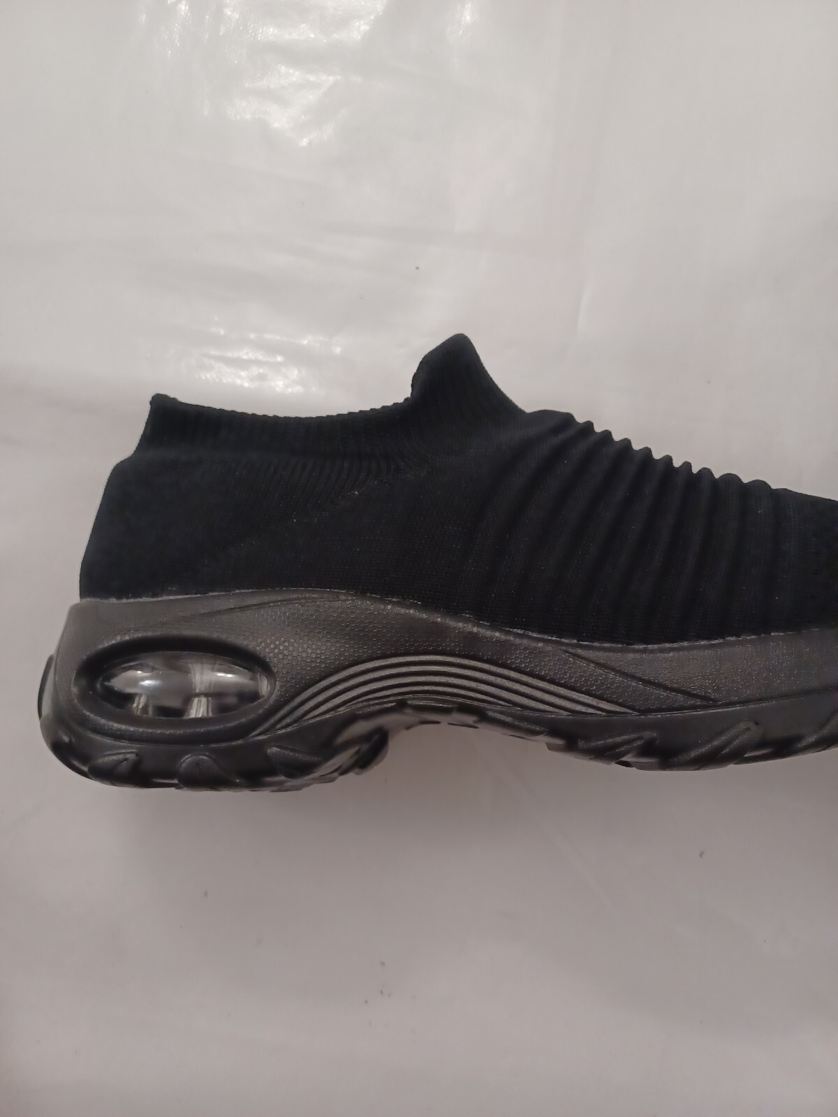 SAOLA Sneaker Hyper Soft. Nero. Morbido comodo. Suola orto. Taglia 8. Calzino scarpa