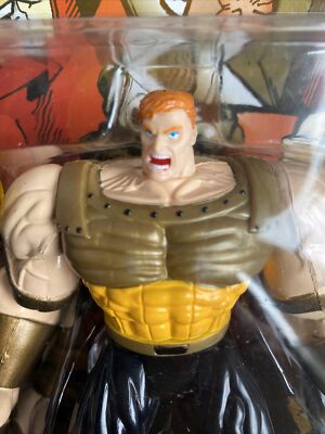 TOY BIZ 1996 X-Men Classics JUGGERNAUT Action Figure Light-Up