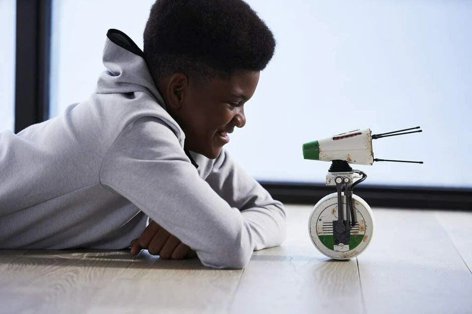 Star Wars: The Rise of Skywalker D-O Interactive Droid, App-Controlled wth Phone - Image 4 of 4