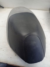 Selle Peugeot Vivacity 1 & 2