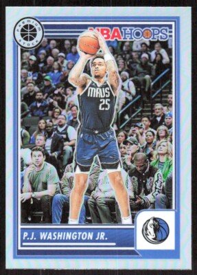 2023-24 9653E NBA HOOPS PREMIUM STOCK SILVER PRIZM P.J. WASHINGTON JR. Dallas