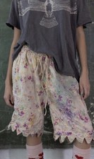 NWT Magnolia Pearl Khloe Pressed Flowers floral Bloomer Shorts Sold Out