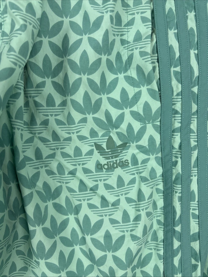 Bañador Adidas Para Hombres Forrado en Malla Nylon Mono Estampado Completo Verde Board Shorts Foto 3 de 4