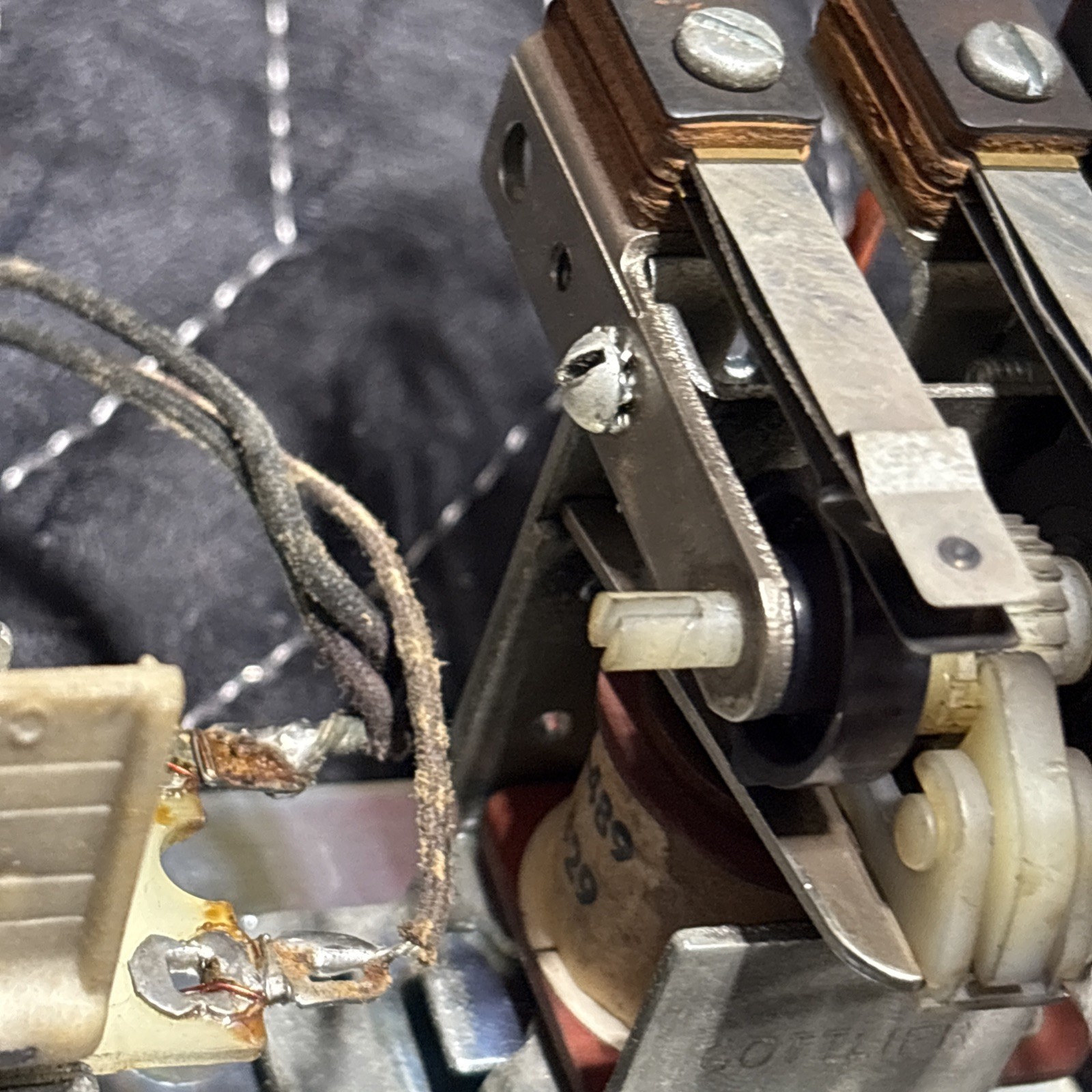 Gottlieb  1972 King Kool Playfield Bank Lot A-489(1) ,A-9740(1) 1A-9735(3)Coils