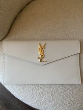 Saint Laurent Uptown Pouch Grain de Poudre Bl...