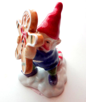 Vtg Xmas Pixie Elf w Mint Candy & Gingerbread Cookie Decor Mini Figurine