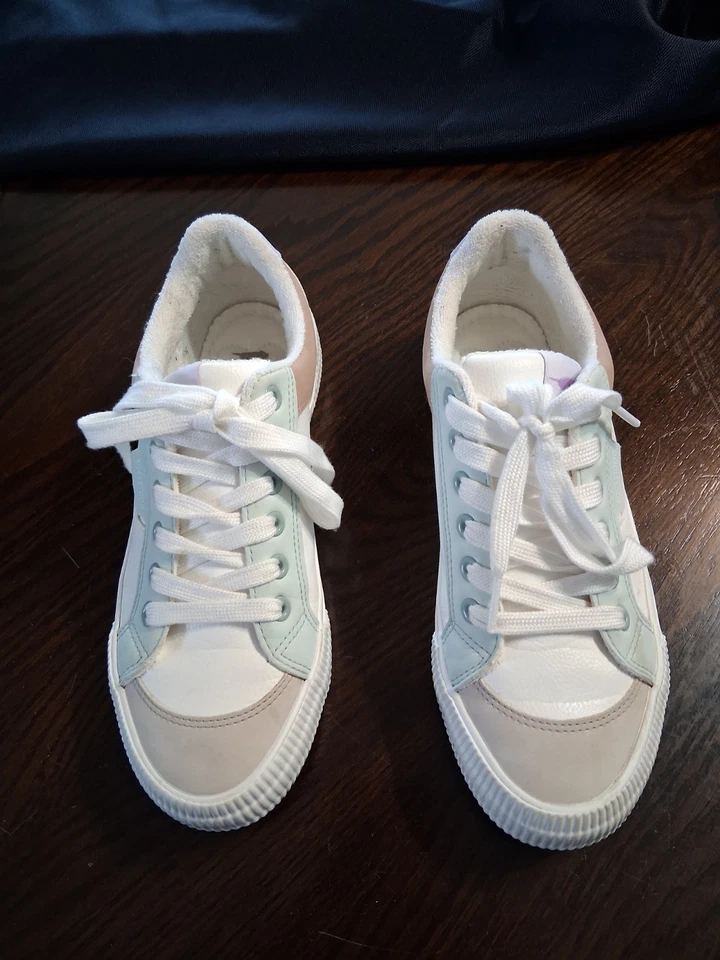 Cuero Rocket Dog, deportivo bloqueado cereza Foto 2 de 4