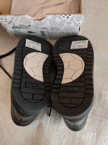 NEW In Box Clarks Boys Goal Wally K School Shoe UK Size 1 1 Fit F Black Leather - Picture 9 of 9