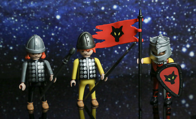 PLAYMOBIL FIGURES LOT OF 3 Knights  weapons wolf flags shield