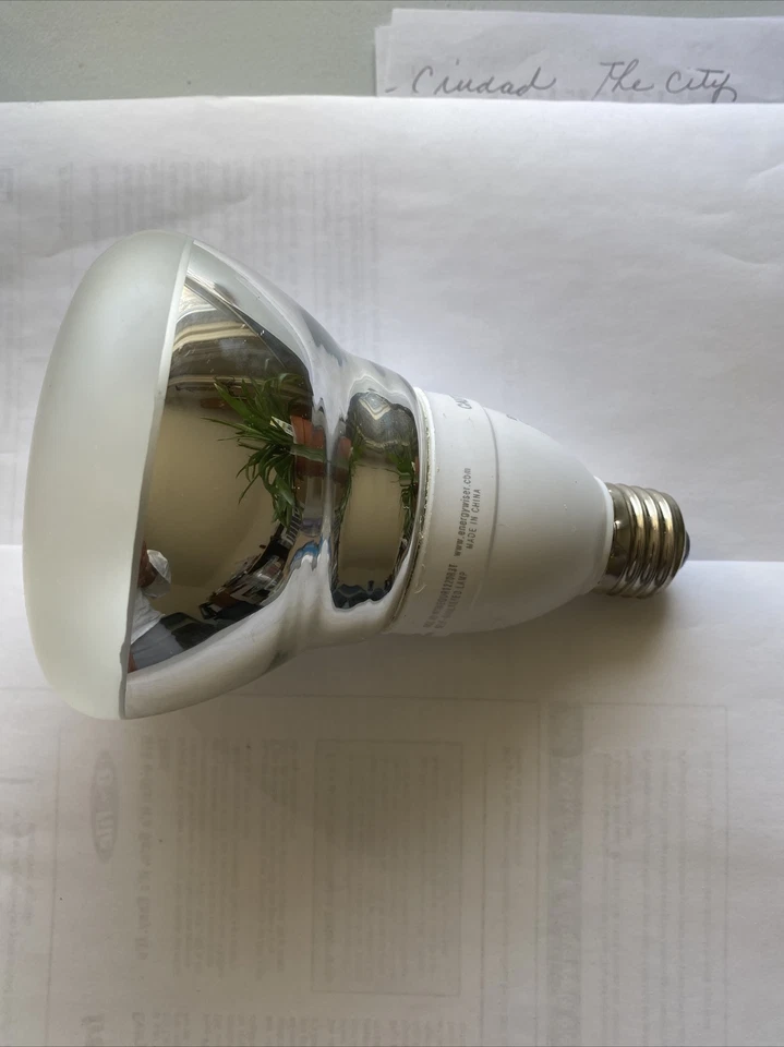 BulBrite  CF18R30WW 18 Watts Energy Saving  Warm white 2800K Replaces 75 Watt - Image 3 of 4