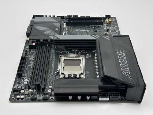 GIGABYTE X870E AORUS ELITE WIFI7 AM5 ATX DDR5 Motherboard READ/FOR PARTS - Afbeelding 4 van 11