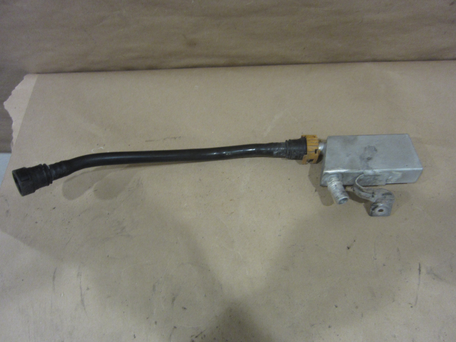 Ferrari California - Disareator  with Tube - P/N 253583