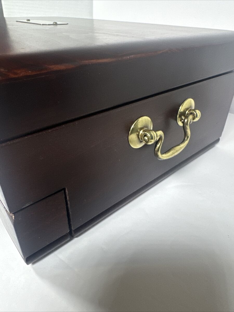EUREKA MFG. CO./Reed&Barton Silversmiths Wood Jewelry Box EUREKA MFG. CO./Reed&Barton Silversmiths Wood Jewelry Box