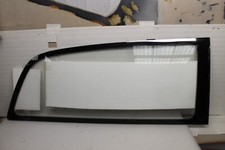Mercedes Benz W447 V Fensterscheibe Glas Seitenfenster hinten E9 43R-000016