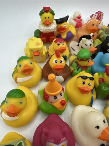 50 verschiedene Gummienten Enten Jeep Badeclown Pirat Geist und mehr - Bild 3 von 8
