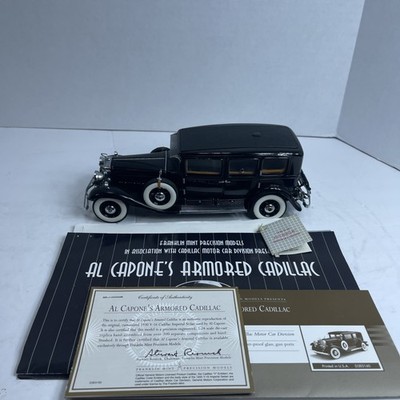 1/24 Scale Franklin Mint 1930 Al Capone's Armored Cadillac V-16