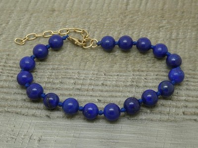 Atemberaubendes verstellbares Armband 9 kt gelb natürlich 8 mm Lapislazuli 7,5'' bis 9''
