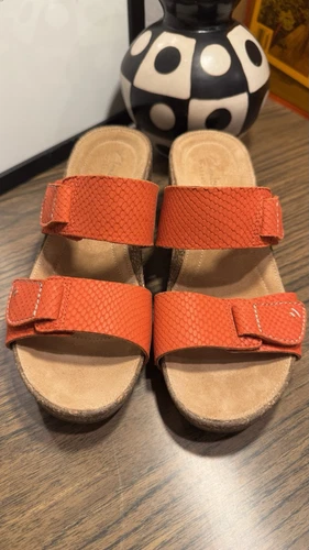 CLARKS Sandali con zeppa Clark's Temira East platform