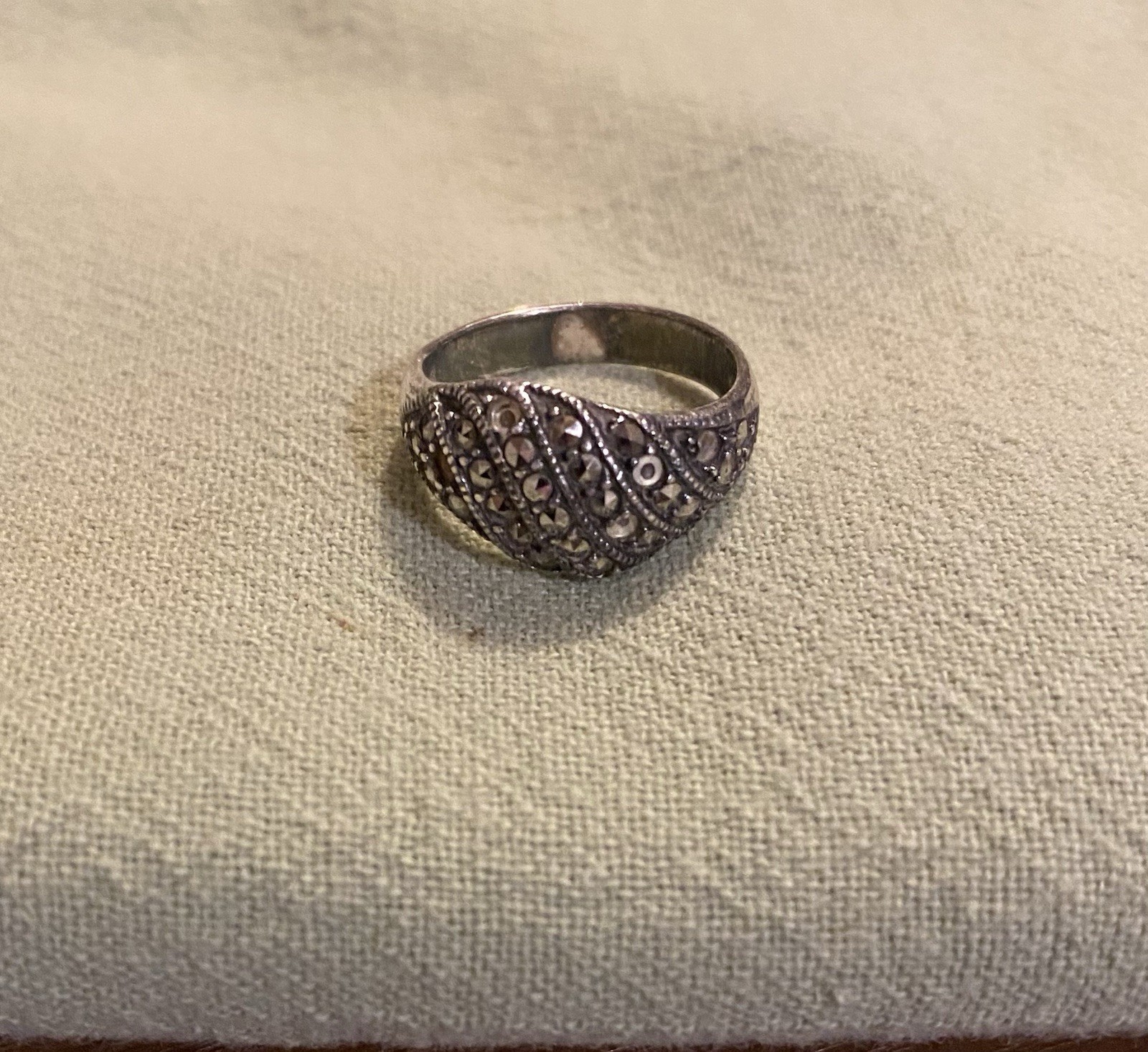 Vintage Sterling Silver Ring Size 6