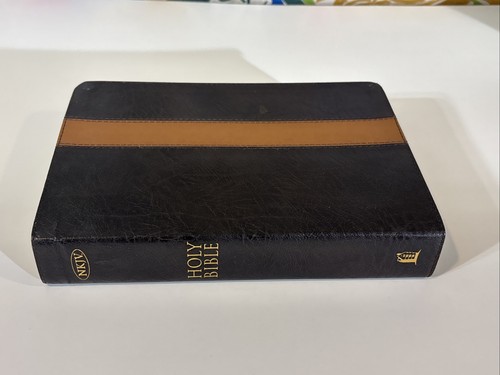 NKJV Holy Bible Giant Print W/Read Along References & Indexed: Leather 2006 - Picture 10 of 10