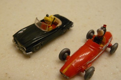 Disney Goofy and Pluto driving a 190SL Mercedes and a Maserati