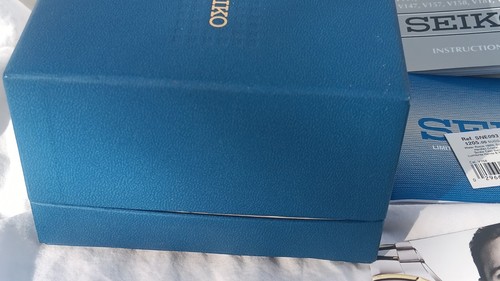 SEIKO Empty Watch Box Only Blue Presentation Watch Case, With Pamphlets, Price - Picture 6 of 10