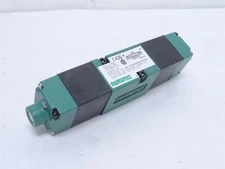 249927 New-No Box; Numatics 081SS500K000030 Double Solenoid Air Control Valve
