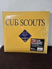 Cub Scouts Scrap Book 13  x 13.5  Boy Scouts Of America Die Cast Medallion NEW