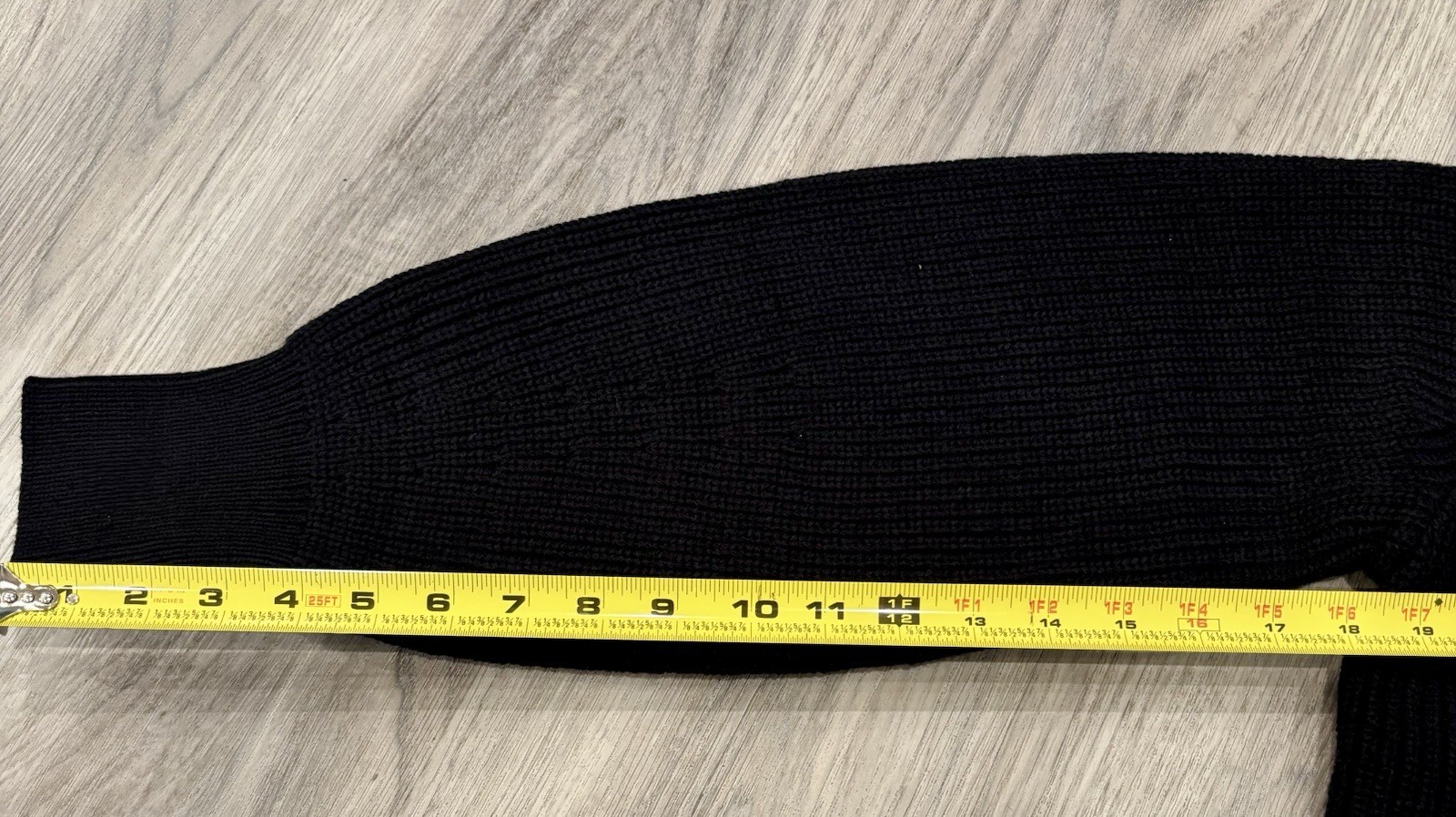 NWT Banana Republic Women's Chunky Knit Button Front Cardigan, Black, Sz Medium