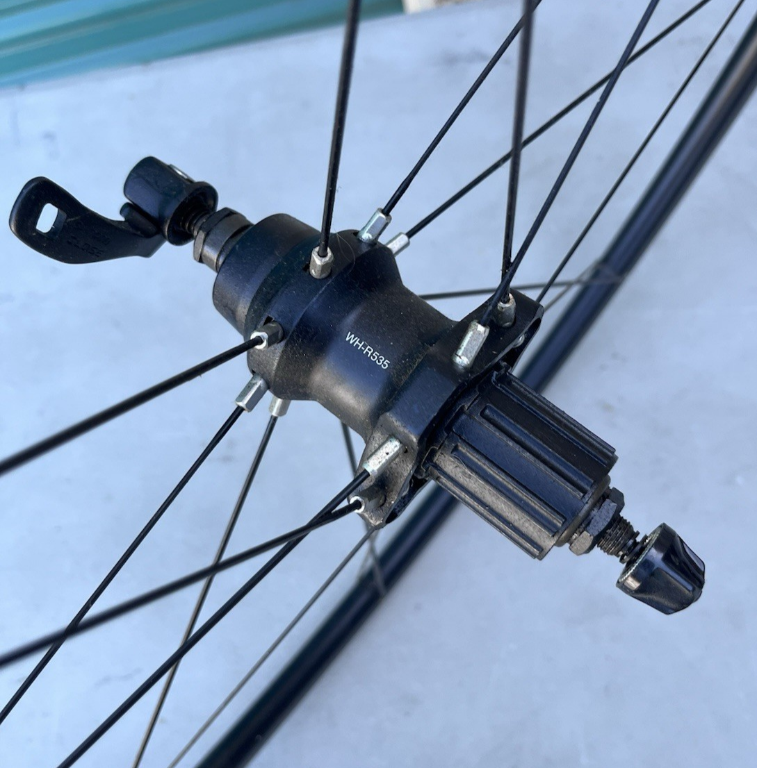 Shimano WH-R535 & WH-R540 700cc Aluminum Clincher Bicycle Bike