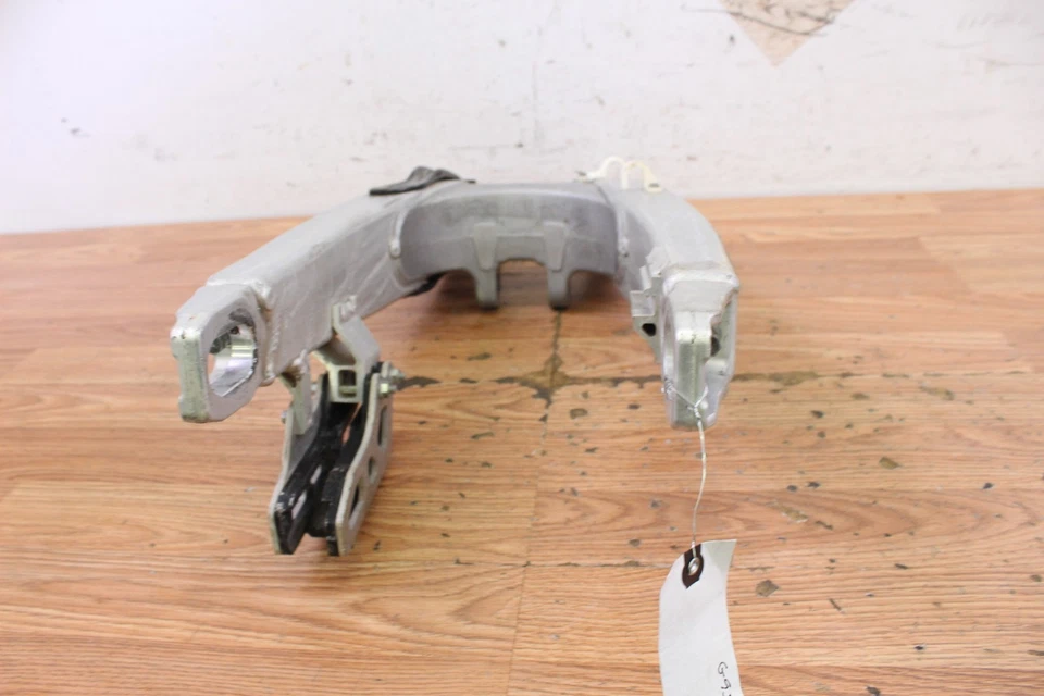 2012 YAMAHA YZ250F YZ 250F Swingarm / Swing Arm - Image 3 of 4