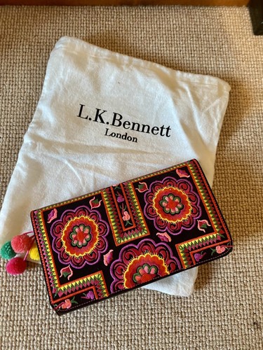 STUNNING LK BENNETT ISSA EMBROIDERED CLUTCH BAG RARE LIMITED EDITION POM POMS - Picture 2 of 3