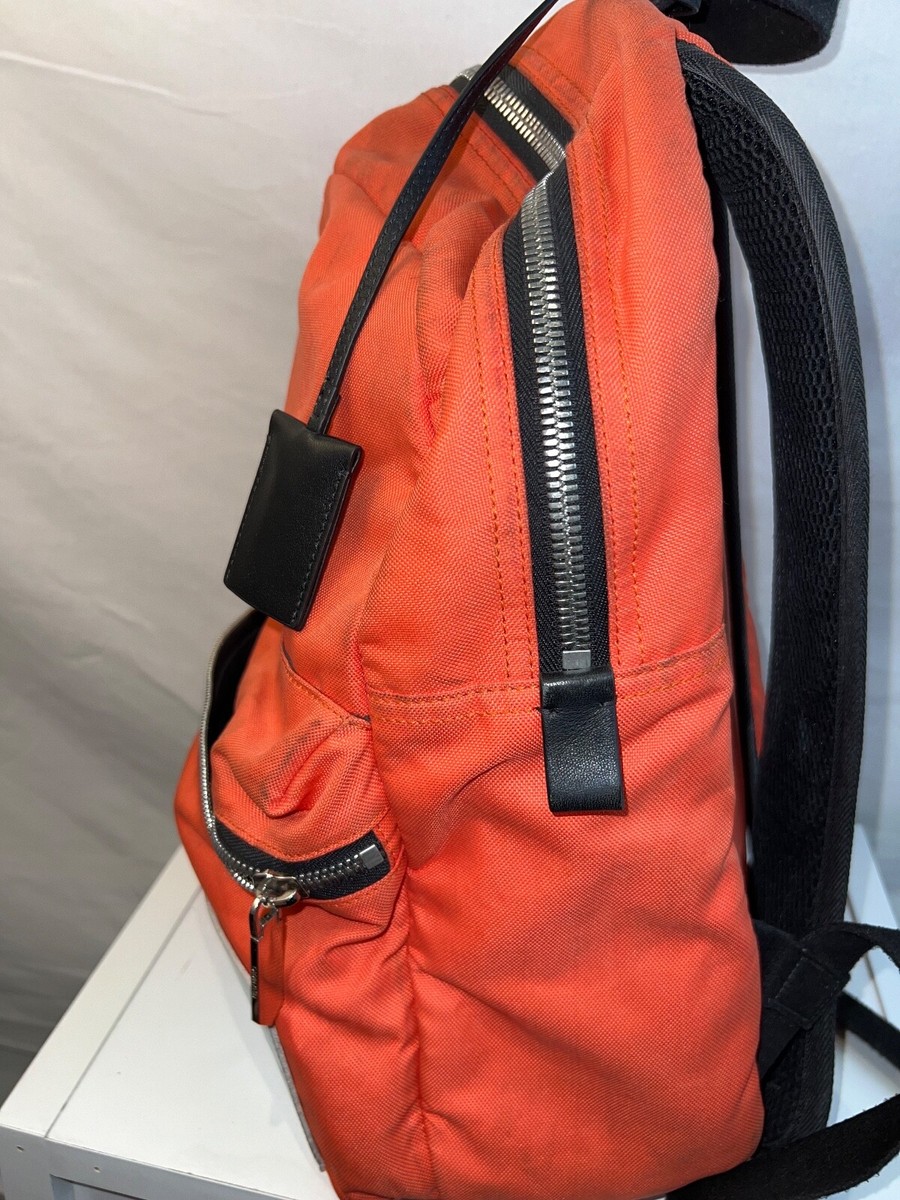 205W39NYC カルバンクライン　ラフシモンズ　オレンジ カルバン クラインよりラフ・シモンズの手がける最後のスニーカーの新