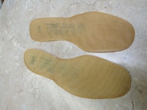 US VIETNAM ERA JUNGLE BOOT INSOLES 1 PAIR 9 REGULAR 9R UNISSUED