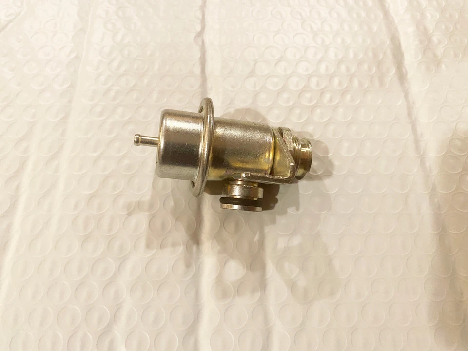 Регулятор давления топлива GP Sorensen 800-328 для GM Chevy Pontiac Firebird Camaro - Изображение 3 из 4