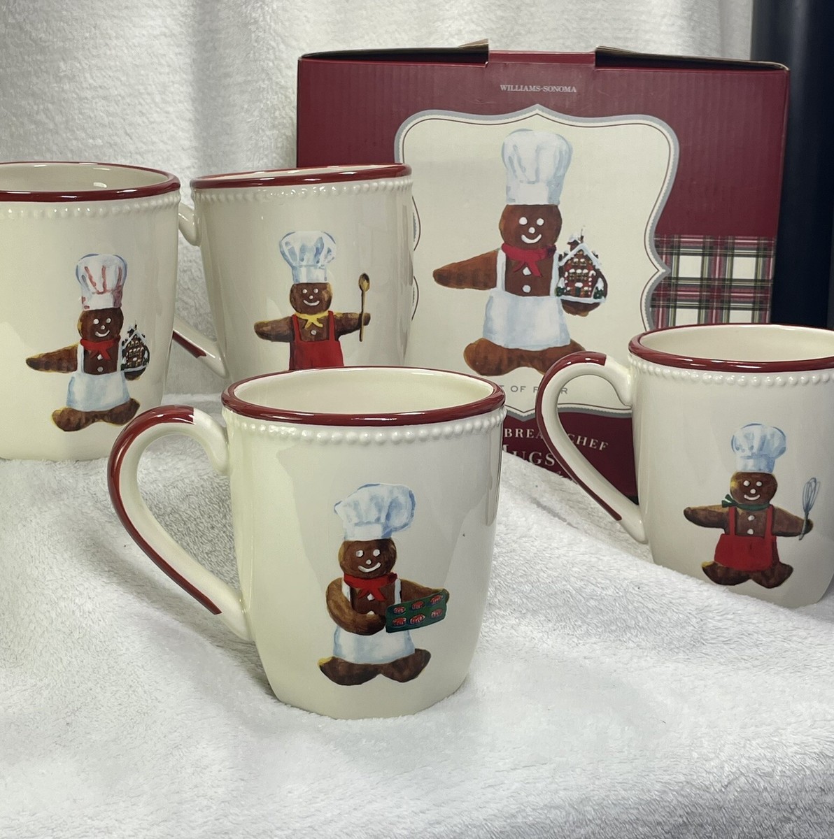 William Sonoma Set Of Gingerbread Chef Mugs With Beaded Rims